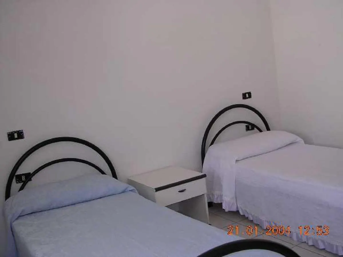 Orosei-Sardegna-Appartamento 5 Posti Letto Con Giardino 0*, Orosei Italien
